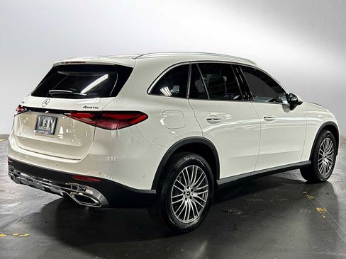 New 2025 Mercedes-Benz GLC 300 4MATIC image 8
