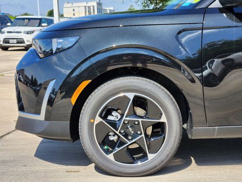 Certified 2025 Kia Soul EX FWD image 7