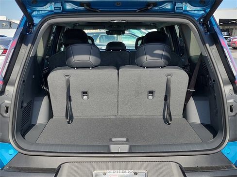 New 2026 Kia EV9 Wind image 6