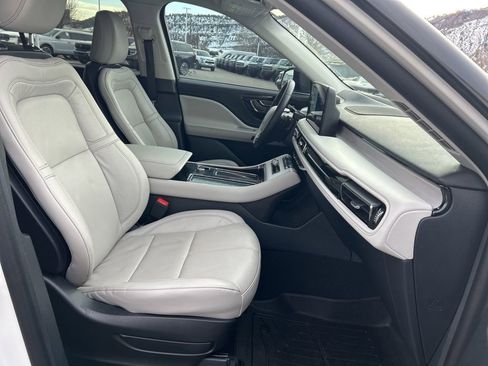 Used 2025 Lincoln Aviator Reserve w/ Jet Appearance Package image 15