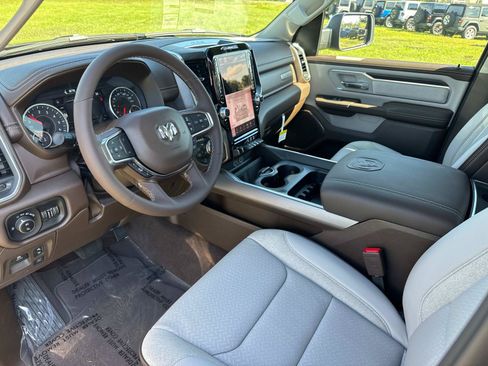 New 2026 RAM 1500 Laramie w/ Bed Utility Group AWD/4WD image 25