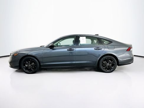 Used 2025 Honda Accord SE image 4