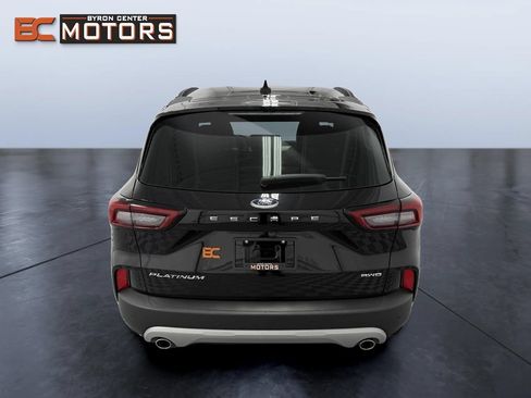 Used 2025 Ford Escape Platinum AWD/4WD image 5