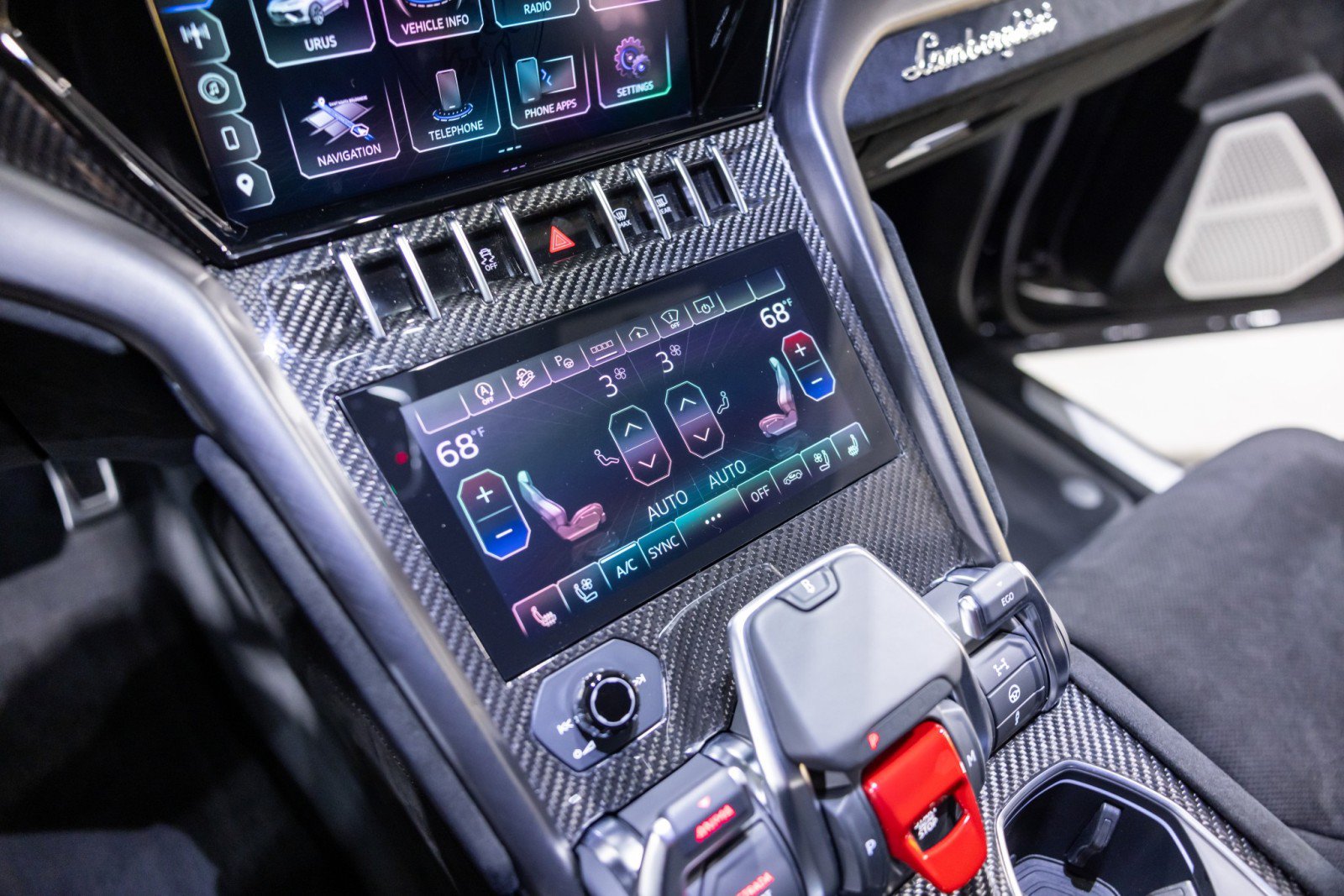 Used 2024 Lamborghini Urus Performante AWD/4WD image 45
