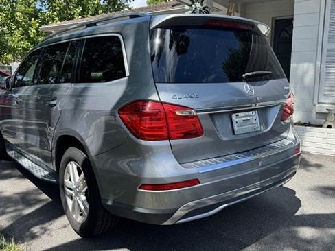 Used 2015 Mercedes-Benz GL 450 4MATIC image 2