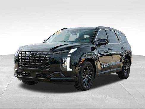 Used 2025 Hyundai Palisade Calligraphy image 3