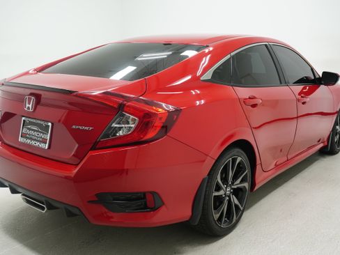 Used 2021 Honda Civic Sport image 4