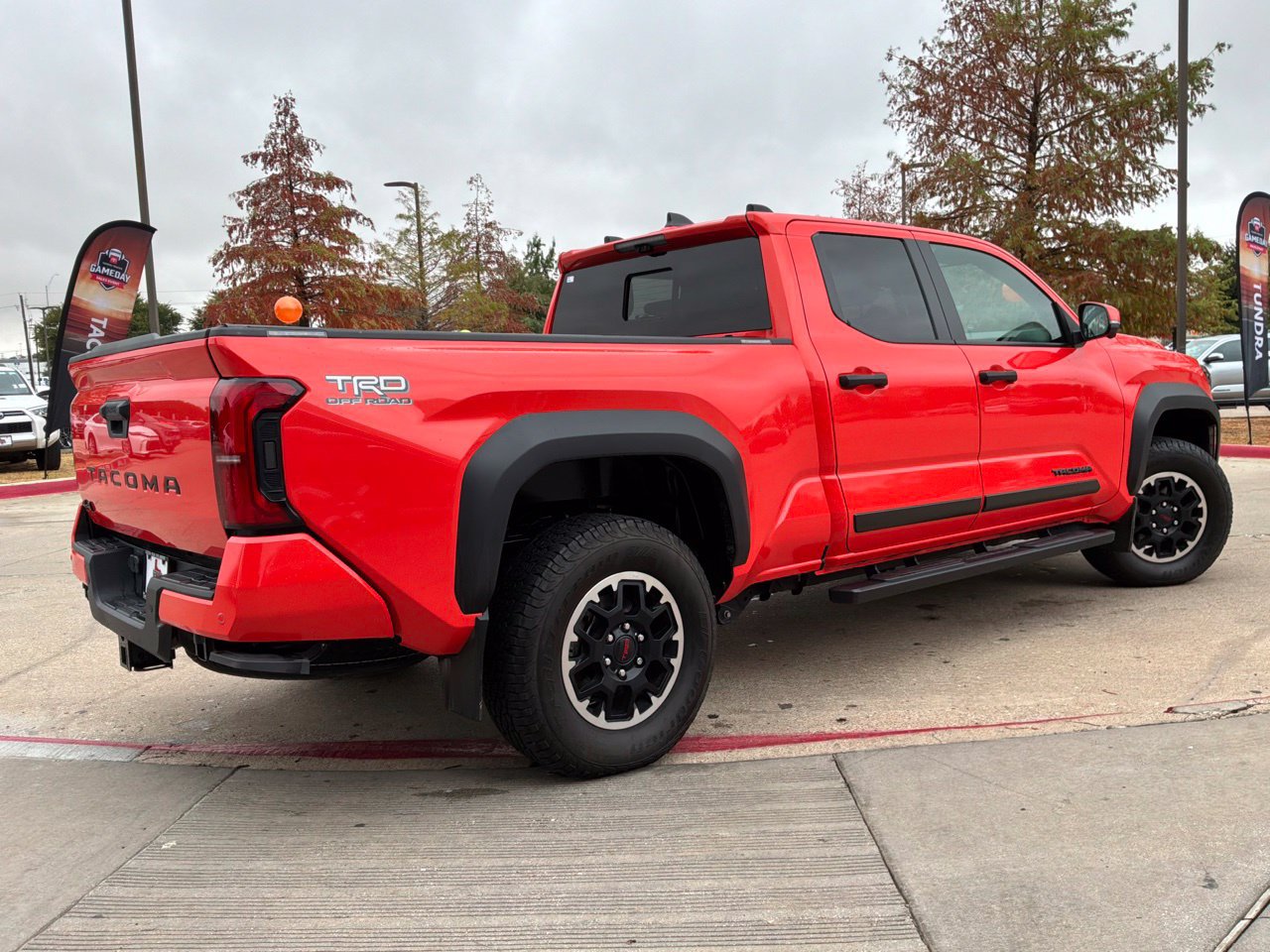 Used 2024 Toyota Tacoma TRD Off-Road w/ TRD Off Road Premium Package AWD/4WD image 6