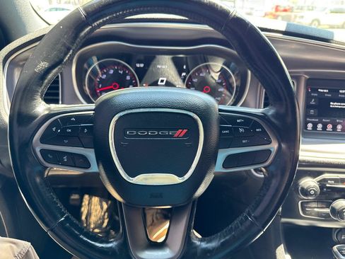 Used 2020 Dodge Charger SXT w/ Leather Interior Group RWD image 24