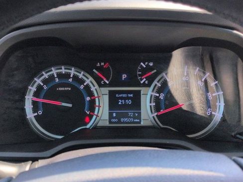 Certified 2018 Toyota 4Runner Limited AWD/4WD image 11