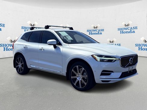Used 2018 Volvo XC60 T8 Inscription image 9