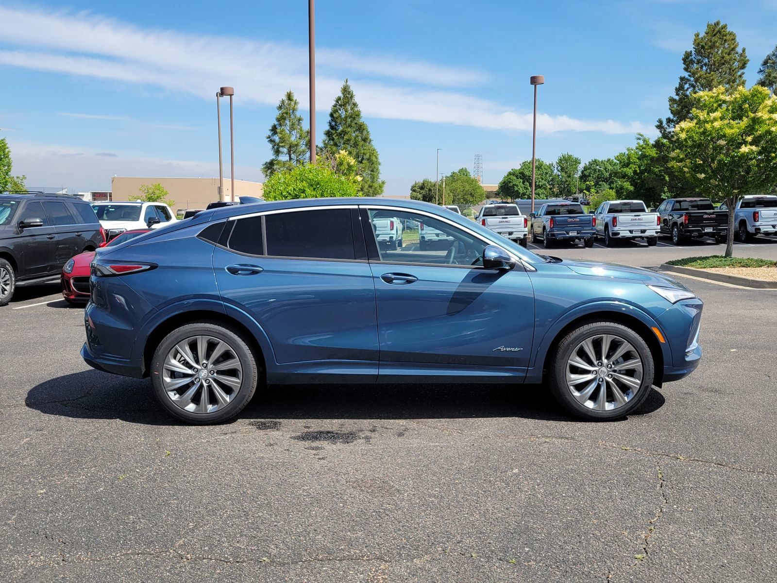 New 2026 Buick Envista Sport Touring FWD image 2