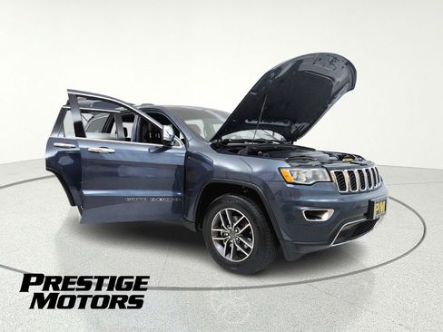Used 2020 Jeep Grand Cherokee Limited w/ Luxury Group II image 11