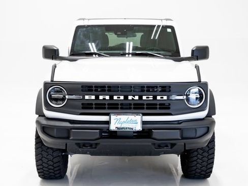 Used 2025 Ford Bronco 4-Door AWD/4WD image 4
