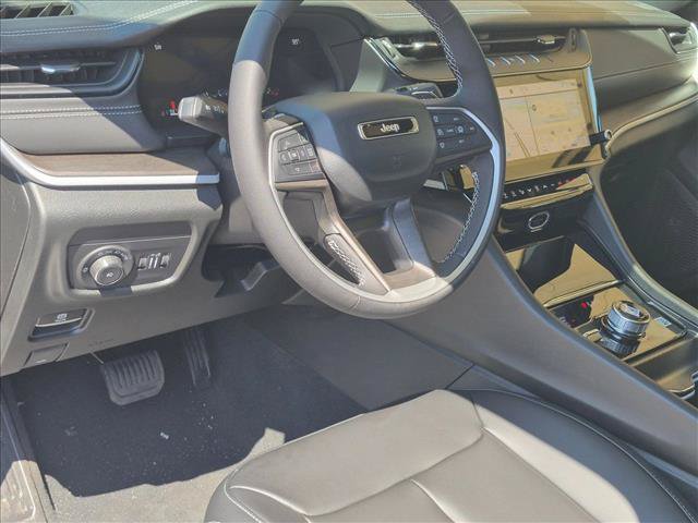 New 2026 Jeep Grand Cherokee Limited AWD/4WD image 3