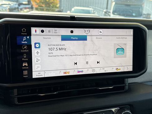 New 2025 Jeep Wrangler Sport S image 32