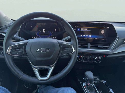 Used 2024 Chevrolet Trax ACTIV w/ Driver Confidence Package image 24