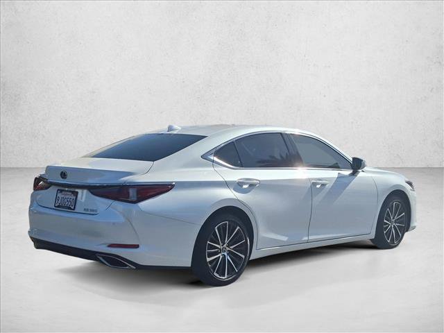 Used 2024 Lexus ES 350 w/ Premium Package FWD image 6