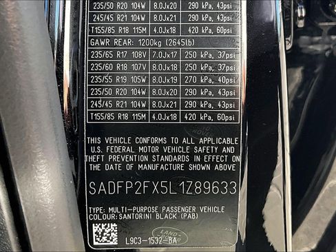 Used 2020 Jaguar E-PACE SE image 35