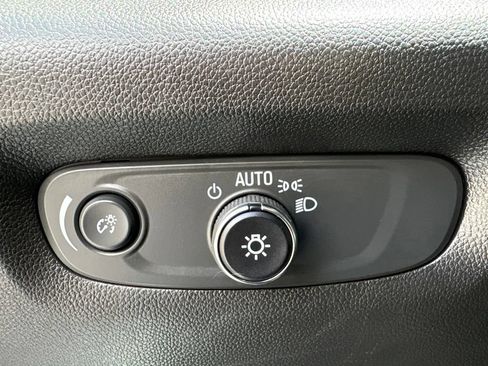 Used 2023 Chevrolet Traverse LS w/ Safety Package FWD image 19