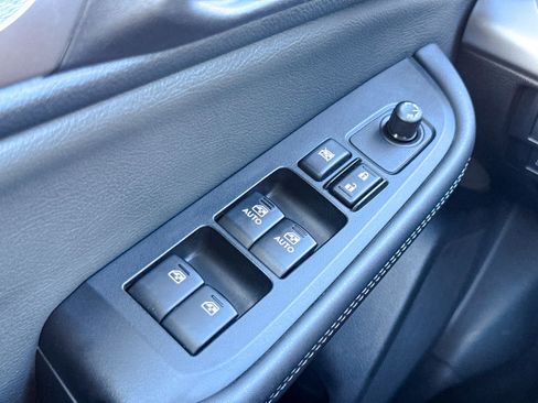 Used 2018 Subaru Outback 2.5i Premium AWD/4WD image 30
