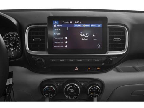 Used 2022 Hyundai Venue SEL image 13