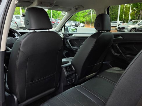 Certified 2023 Volkswagen Tiguan SE image 44