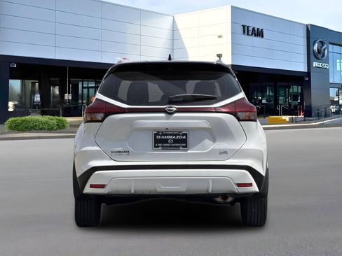 Used 2024 Nissan Kicks SR FWD image 5