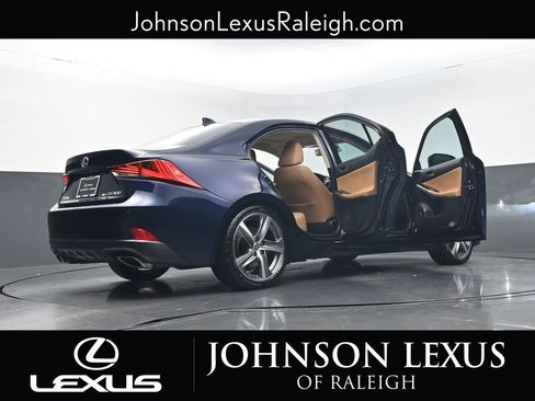 Used 2018 Lexus IS 300 AWD w/ Comfort Package image 20