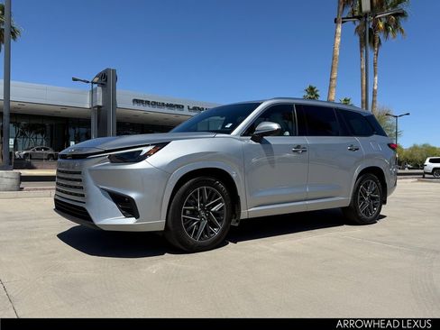 Used 2024 Lexus TX 350 AWD w/ Captains Chair Package image 2