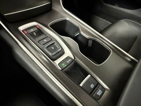 Used 2021 Honda Accord Sport image 18
