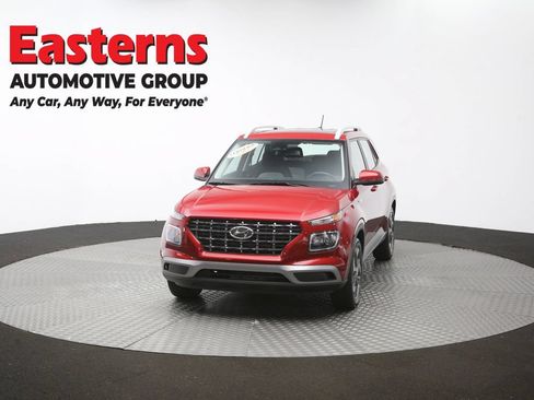 Used 2025 Hyundai Venue SEL FWD image 55