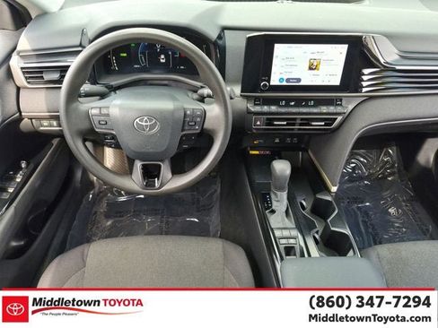 Used 2025 Toyota Camry LE FWD image 32