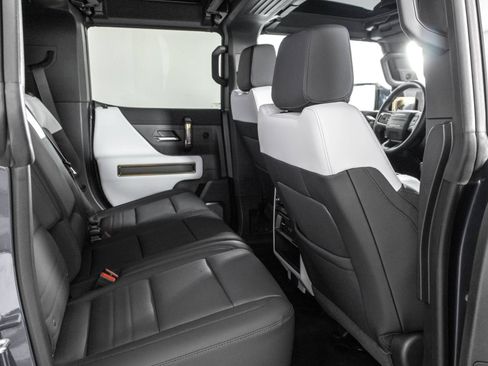 Used 2025 GMC Hummer EV 3X AWD/4WD image 41