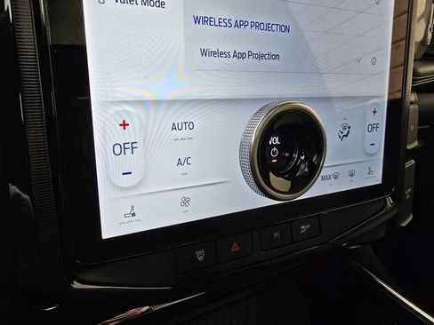 Used 2023 Ford F150 Lightning Platinum image 61