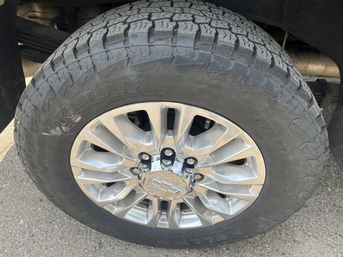 Used 2023 Chevrolet Silverado 2500 High Country AWD/4WD image 14