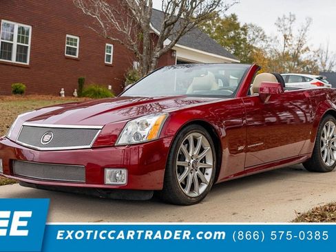 Used 2007 Cadillac XLR V image 1