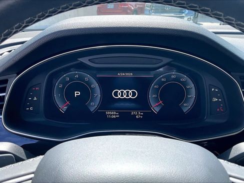 Used 2021 Audi Q8 Premium Plus w/ Premium Plus Package AWD/4WD image 25