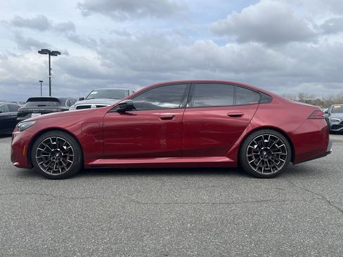 Used 2026 BMW M5 w/ Carbon Package image 2