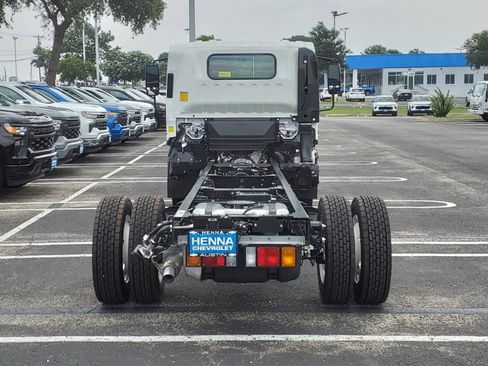 New 2025 Chevrolet Low Cab Forward 5500XG image 5