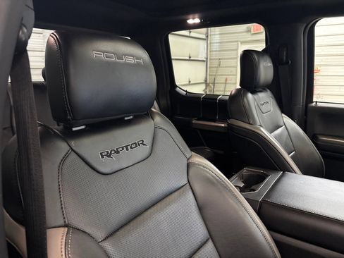 Used 2018 Ford F150 Raptor w/ Equipment Group 802A Luxury AWD/4WD image 27
