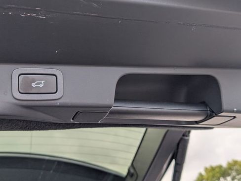 Used 2019 Land Rover Range Rover Sport HST image 14