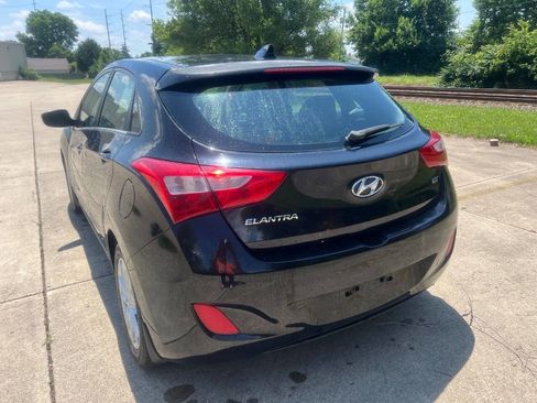 Used 2013 Hyundai Elantra GT image 2