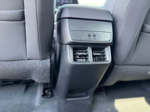 New 2026 Chevrolet Equinox LT FWD image 20