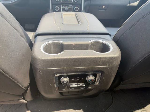Used 2023 Chevrolet Tahoe Premier AWD/4WD image 14