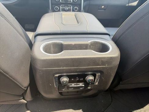 Used 2023 Chevrolet Tahoe Premier AWD/4WD image 14