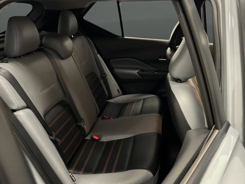 Used 2024 Nissan Kicks SR w/ SR Premium Package image 25