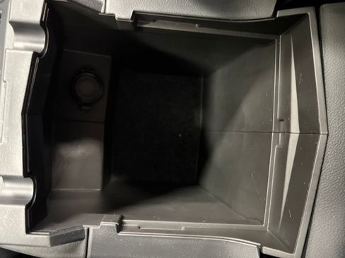 Used 2023 Subaru Forester Limited image 29