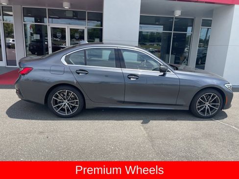 Used 2020 BMW 330i xDrive Sedan w/ Driving Assistance Package AWD/4WD image 10