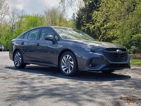 Used 2025 Subaru Legacy Limited AWD/4WD image 1